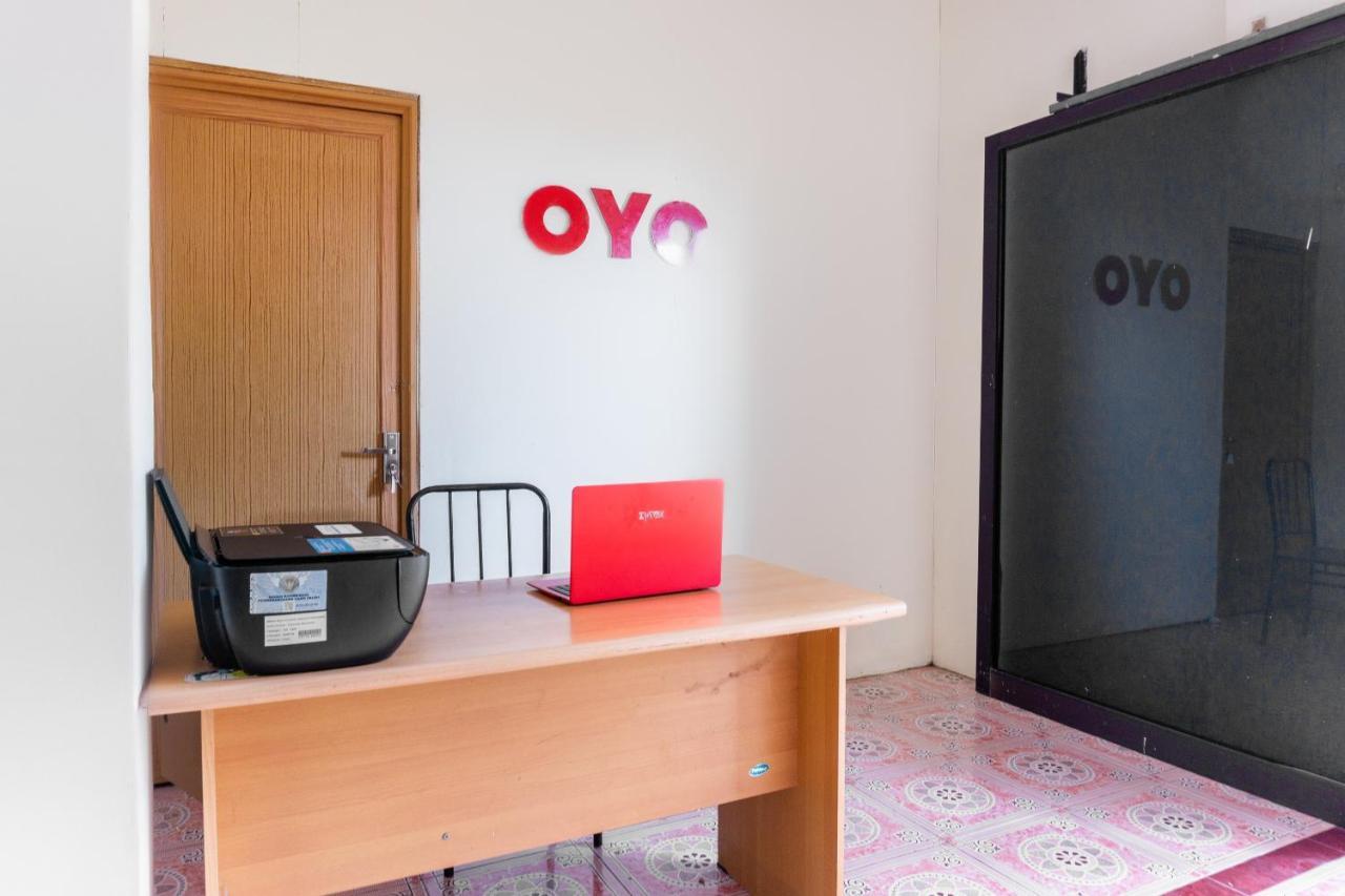 Oyo 3095 Semarapura Homestay Makasar Exteriér fotografie
